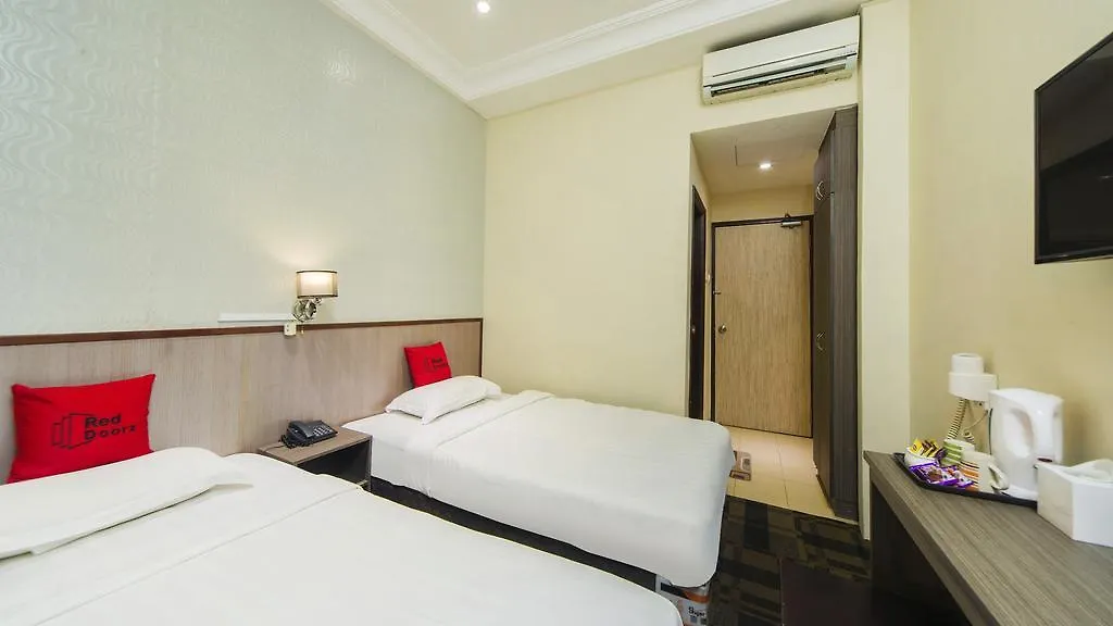 Reddoorz Plus Near Lavender Street Singapur Hotel