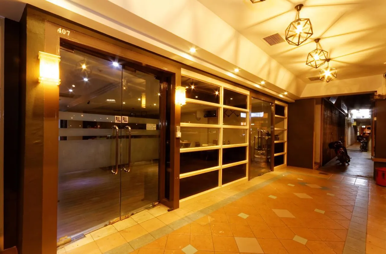 Contacts de Reddoorz Plus Near Lavender Street
